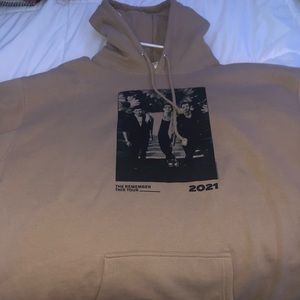 Tan 2XL Jonas Brother’s Concert Hoodie
